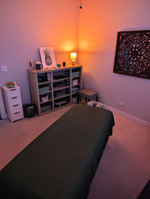 Zachary — massage therapist in Chicago, IL