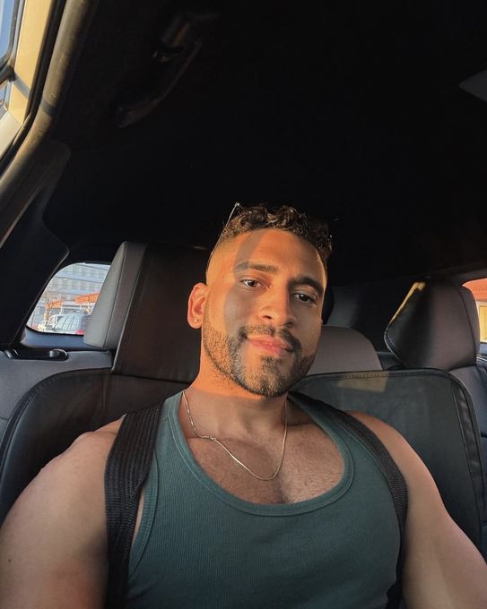 Alex — massage therapist in Los Angeles, CA