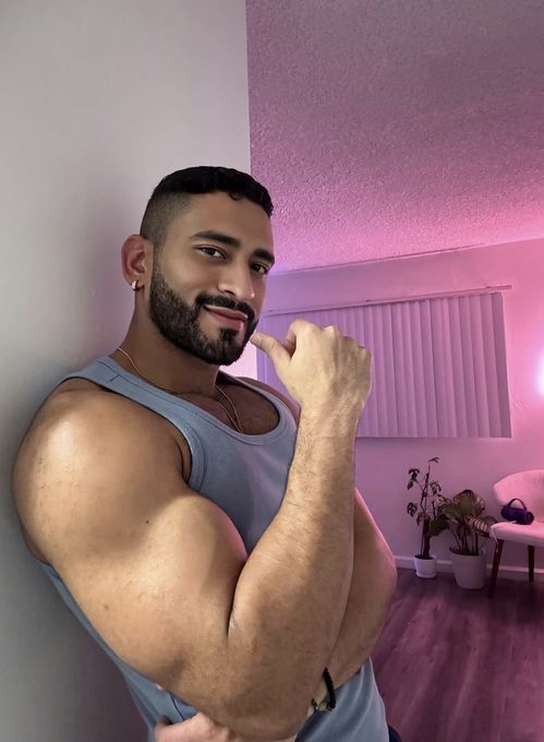 Alex — massage therapist in Los Angeles, CA
