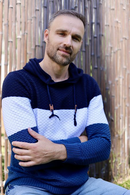 Alex — massage therapist in Los Angeles, CA