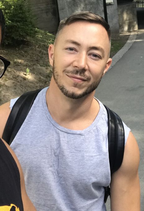 Zac — massage therapist in Los Angeles, CA