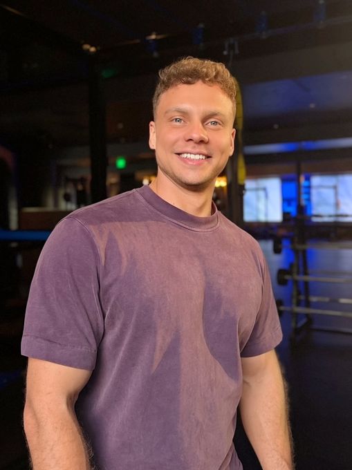 Igor — massage therapist in Los Angeles, CA