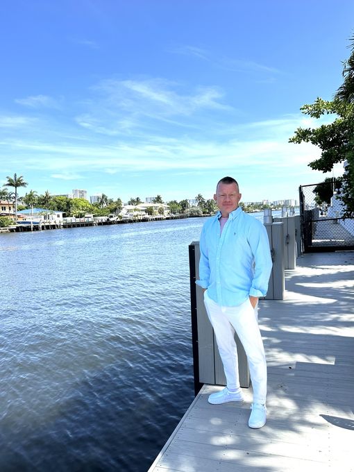Jay — massage therapist in Oakland Park, FL