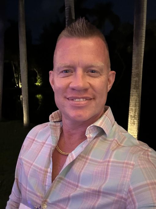 Jay — massage therapist in Oakland Park, FL