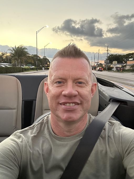 Jay — massage therapist in Oakland Park, FL