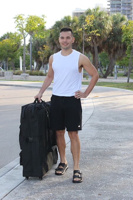 Hansel — massage therapist in Miami, FL