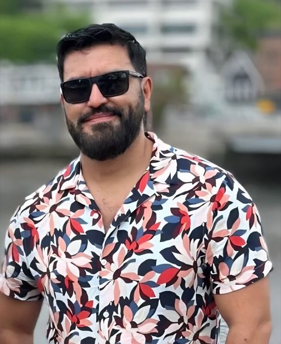 Imanol — massage therapist in West New York, NJ