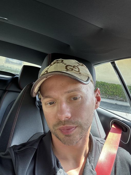 Aleks — massage therapist in West Palm Beach, FL