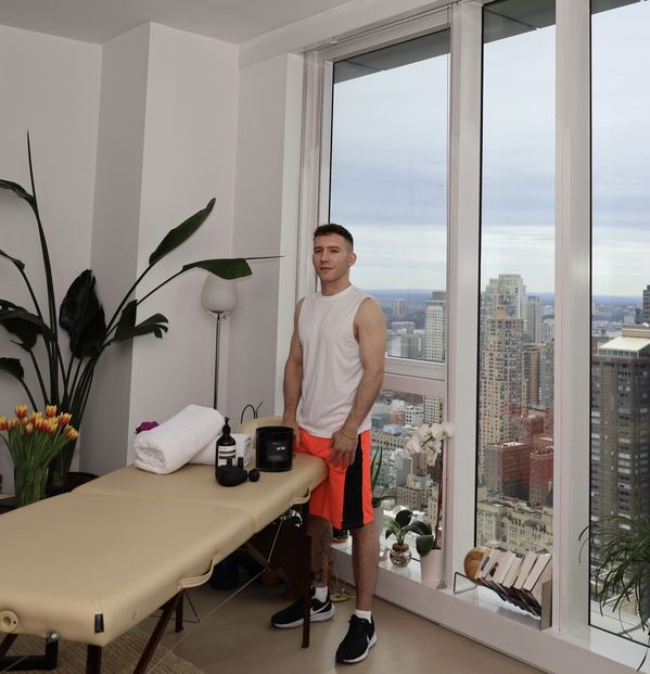 Taylor — massage therapist in Chicago, IL