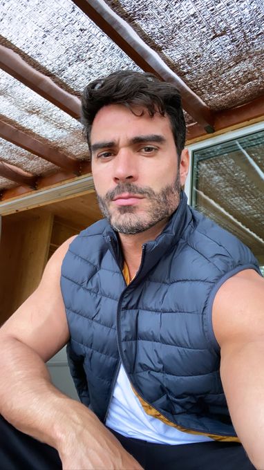 Santiago — massage therapist in Palm Beach, FL