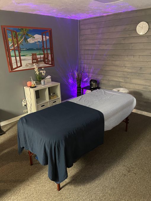 Art — massage therapist in Denver, CO