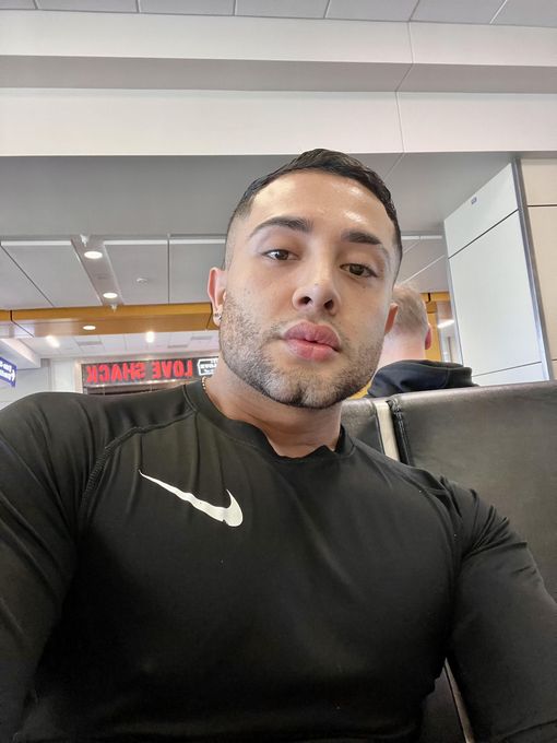 Alejandro — massage therapist in Tampa, FL