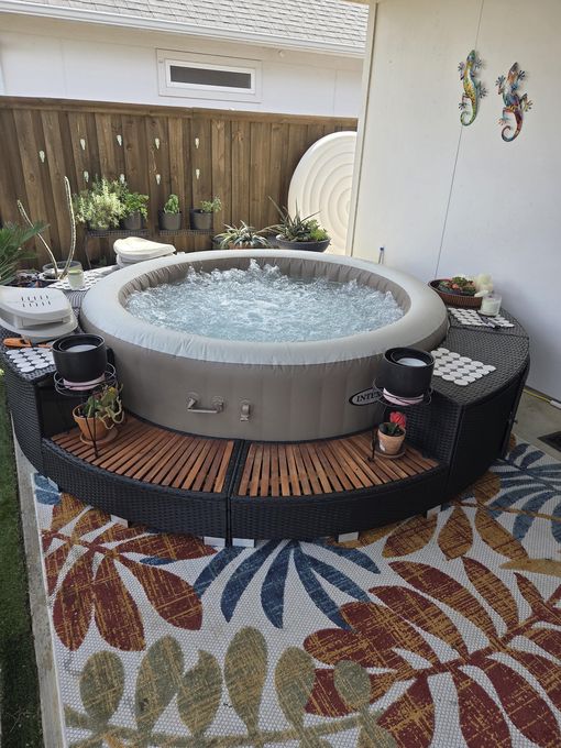 Ronnie — massage therapist in Dallas, TX