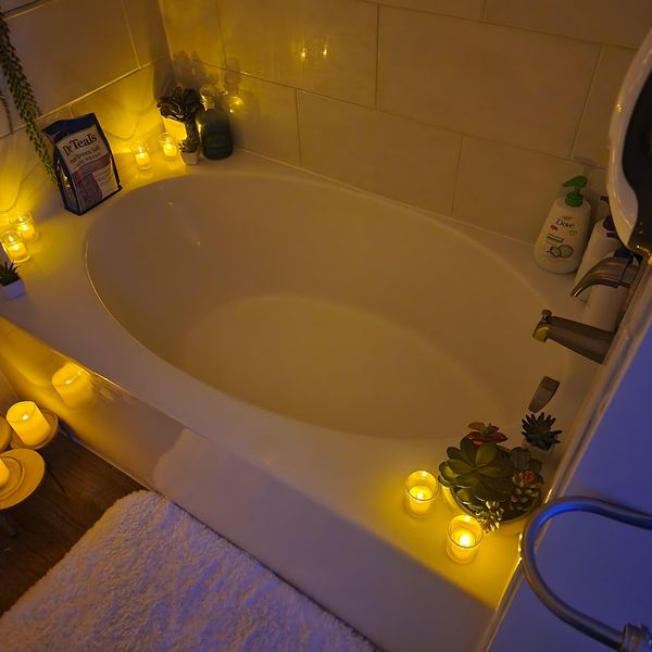 Ronnie — massage therapist in Dallas, TX