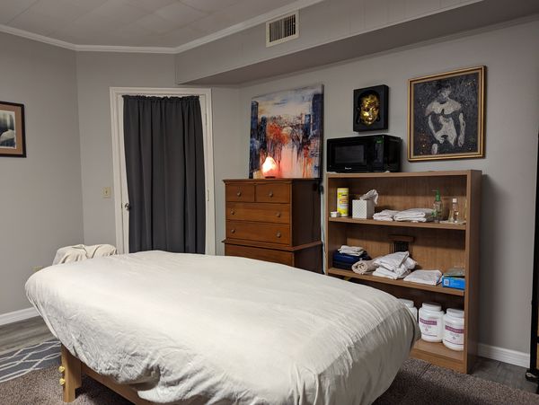 Chris — massage therapist in Clearwater, FL