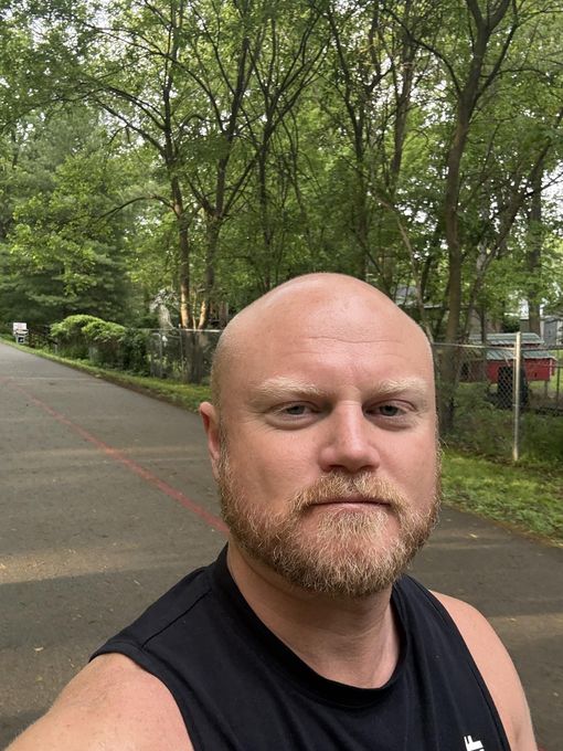 Jesse — massage therapist in Cincinnati, OH