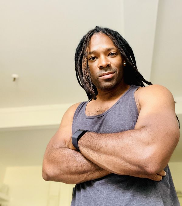 Dev — massage therapist in Yonkers, NY