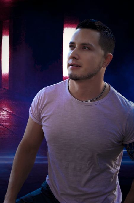 Javier — massage therapist in Los Angeles, CA