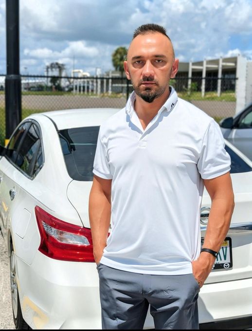 Nick — massage therapist in Tampa, FL