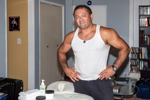 Carlos — massage therapist in Los Angeles, CA