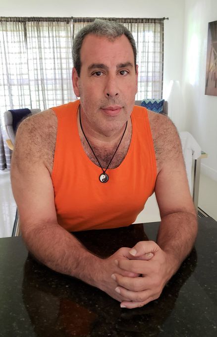 Lazaro — massage therapist in Tamiami, FL