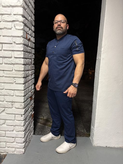 Len — massage therapist in Fort Lauderdale, FL