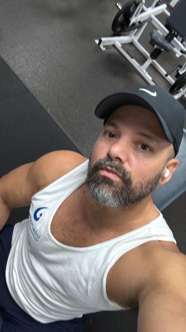 Len — massage therapist in Fort Lauderdale, FL