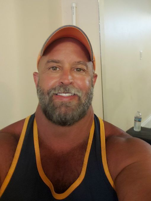 Tom — massage therapist in Fort Lauderdale, FL