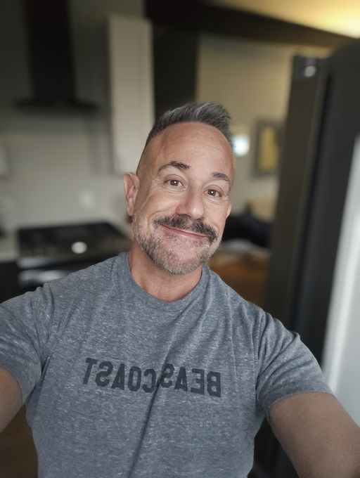 Joe — massage therapist in Chicago, IL
