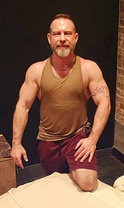 Will — massage therapist in Chicago, IL
