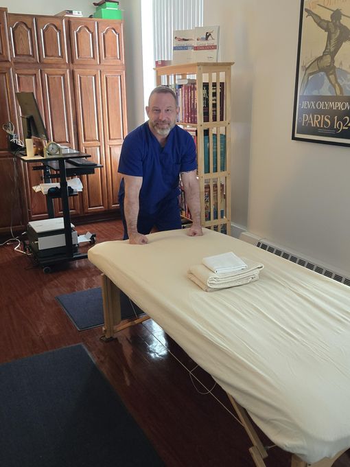 Will — massage therapist in Chicago, IL