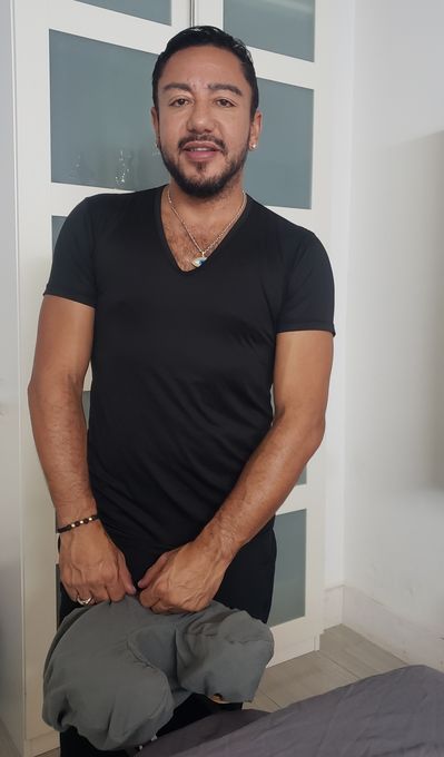 Hugo — massage therapist in Hallandale Beach, FL