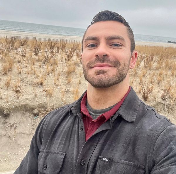 Dathan — massage therapist in Seattle, WA
