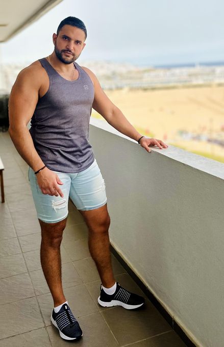 Malik — massage therapist in West Hollywood, CA