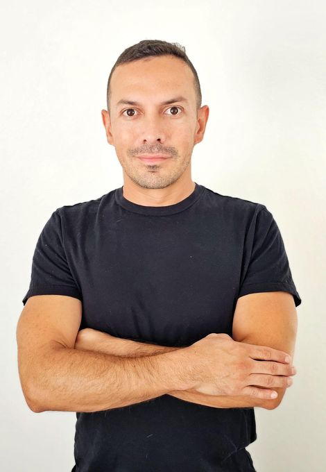 Sergio — massage therapist in Palm Springs, CA