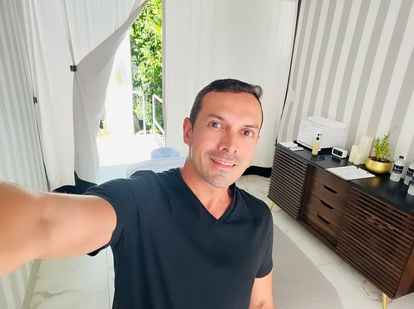 Sergio — massage therapist in Palm Springs, CA