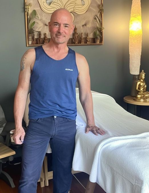 Riley — massage therapist in Chicago, IL