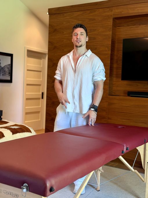 Pete — massage therapist in Los Angeles, CA