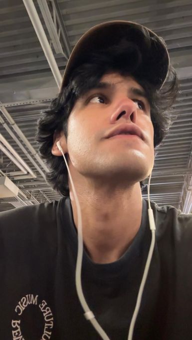 Rodrigo — massage therapist in San Diego, CA