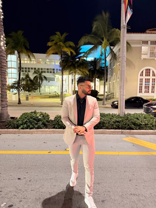Cesar — massage therapist in Hollywood, FL