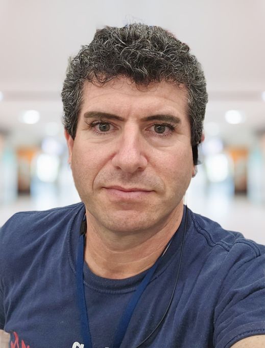 Ian — massage therapist in Fort Lauderdale, FL