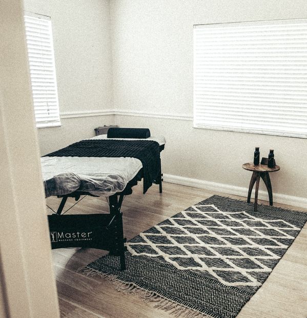 Matteo — massage therapist in Los Angeles, CA