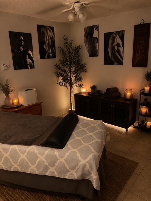 Manny — massage therapist in The Meadows, FL