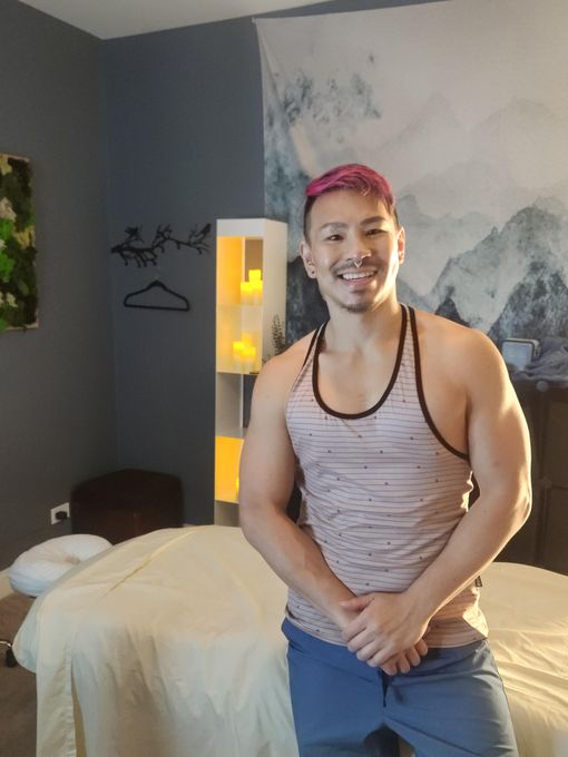 Albie — massage therapist in Chicago, IL