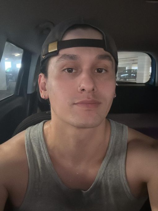 Chris — massage therapist in Los Angeles, CA