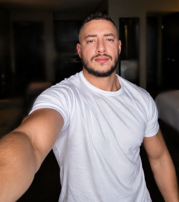 John — massage therapist in Ronkonkoma, NY