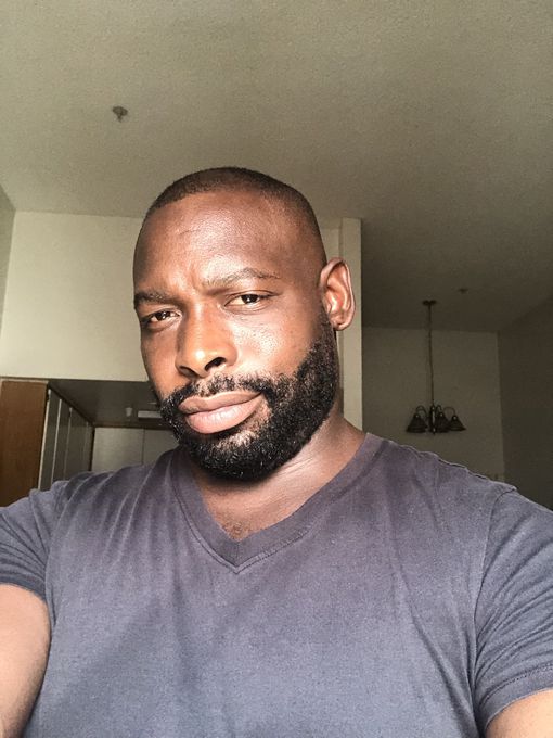 Armond — massage therapist in Los Angeles, CA