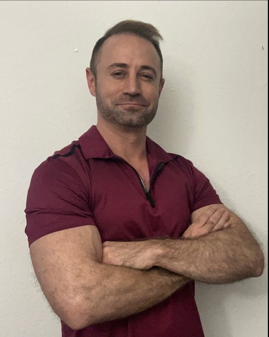 JD — massage therapist in Savannah, GA