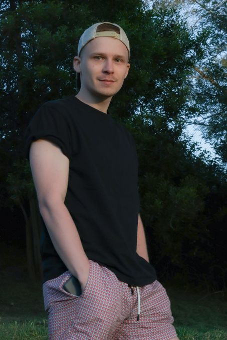 Vlad — massage therapist in West Hollywood, CA