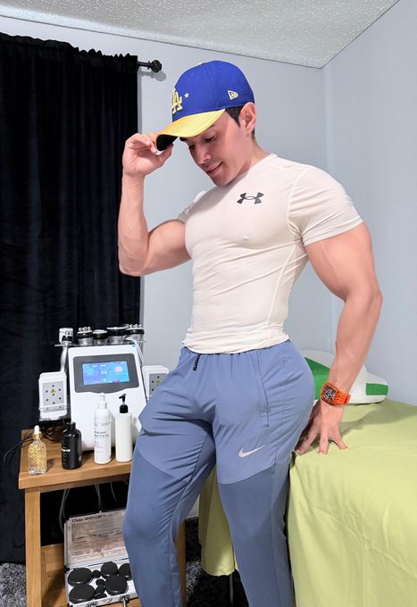 Gerard — massage therapist in Los Angeles, CA